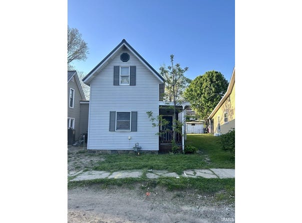 203 W Oakridge, Goshen, IN 46526