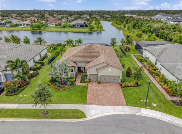 11620 Sally Ann Drive, Palm Beach Gardens, FL 33412