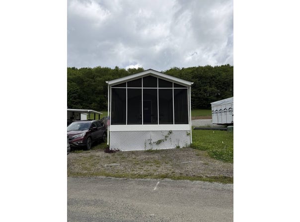 360 Evans Lane, Donegal, PA 15628
