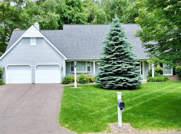 1410 Forest Knoll Court, Eau Claire, WI 54701