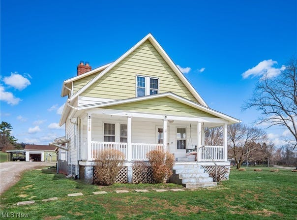 3275 Dillon Falls Road, Zanesville, OH 43701