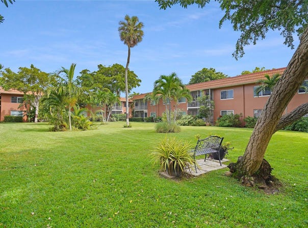 136 NE 19th Court, Wilton Manors, FL 33305