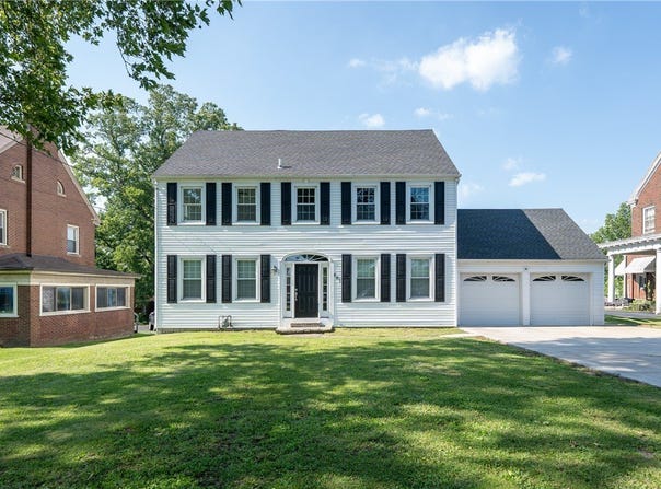 801 E Pittsburgh St, City of Greensburg, PA 15601