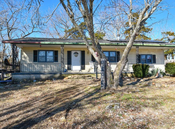 4195 State Highway W, Marshfield, MO 65706