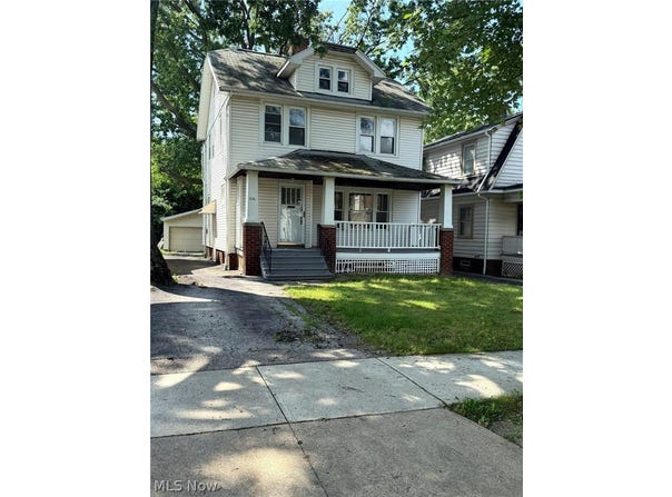 974 Elbon Road, Cleveland Heights, OH 44121