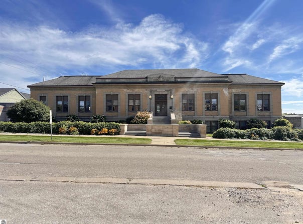 100 E Chapin Street, Cadillac, MI 49601