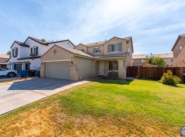 3936 John Vickers Ct, El Centro, CA 92243