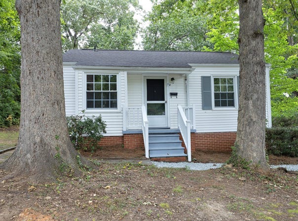 2732 Stratford Drive, Greensboro, NC 27408