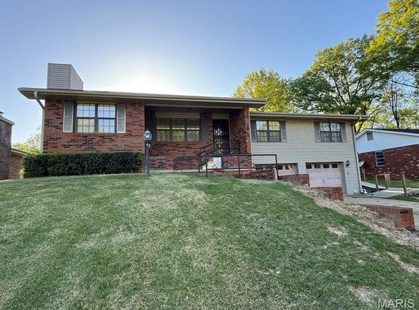 2925 Wayne Avenue, Poplar Bluff, MO 63901