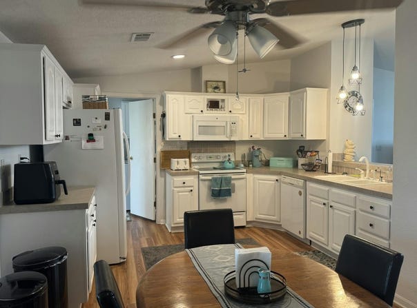 1917 Sunflower Circle, Sebring, FL 33872