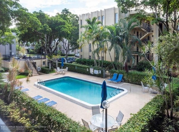 483 N Pine Island Rd, Fort Lauderdale, FL 33324