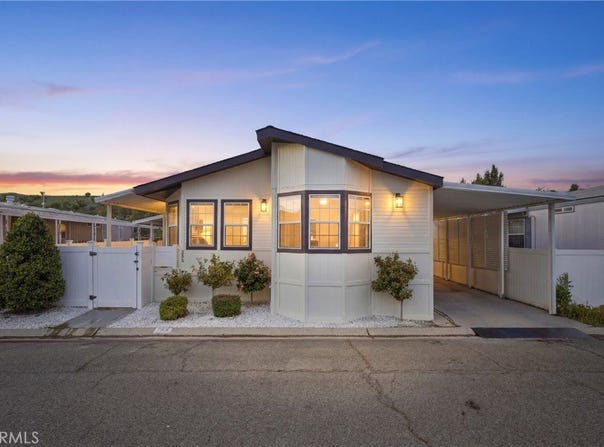4901 Green River, Corona, CA 92880