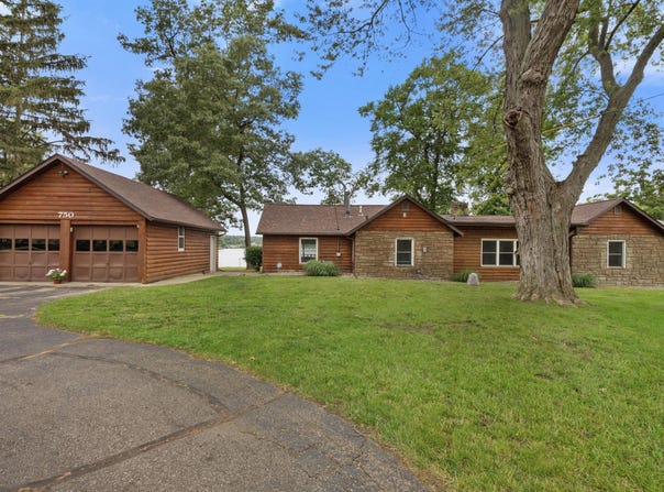 750 Country Club Drive, Battle Creek, MI 49015