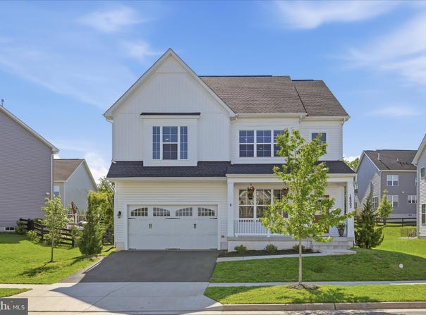 18003 LAKE FRONT Circle, ROUND HILL, VA 20141