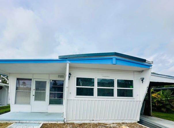 1415 Main Street, Dunedin, FL 34698