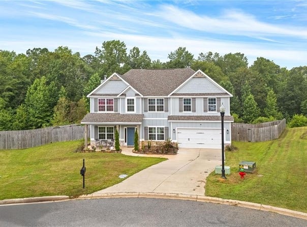 1595 CREEKSTONE DRIVE, OPELIKA, AL 36804