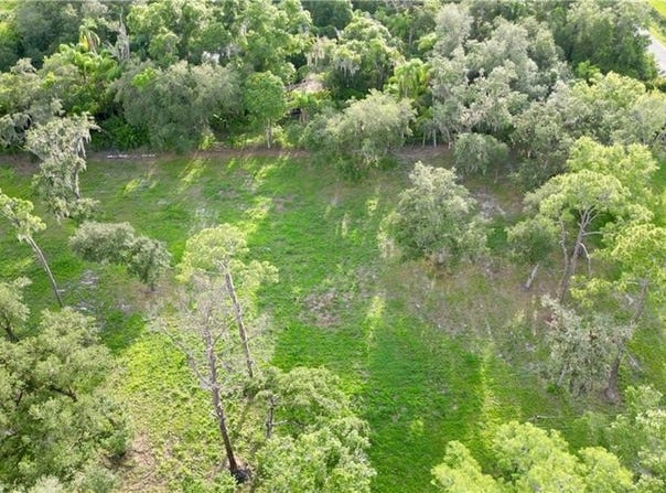 2115 CR 78, LABELLE, FL 33935