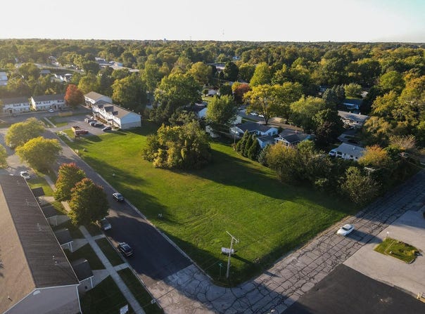 1707 Firestone Lane, Valparaiso, IN 46383