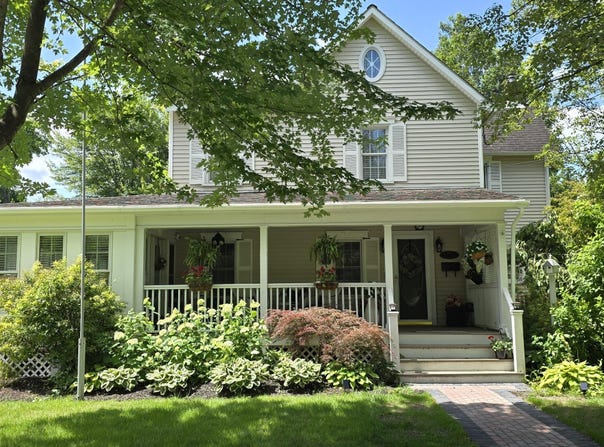 300 W High Street, Milford, PA 18337