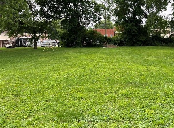 218 E North Street, Staunton, IL 62088