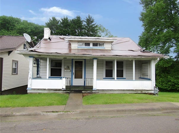 125 Home St, New Kensington, PA 15068