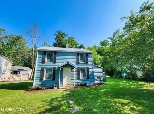 224 Oak Rd, Norris, TN 37828