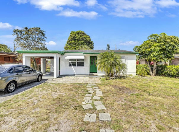3121 NW 4 Court, Lauderhill, FL 33311