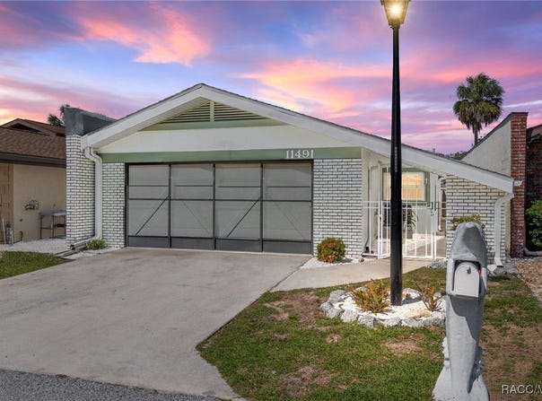 11491 W Riverhaven Drive, Homosassa, FL 34448