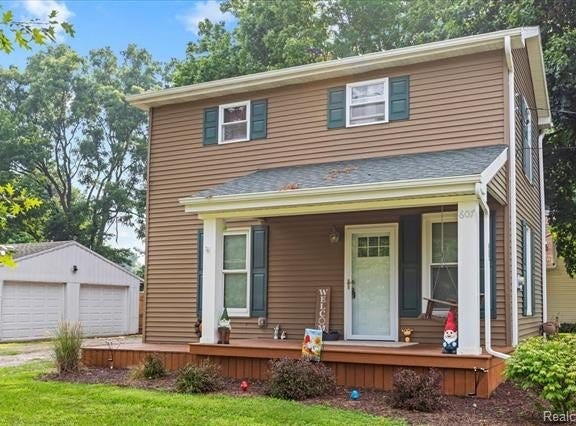 607 W Henry Street, Charlotte, MI 48813