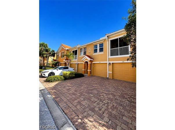 1866 Concordia Lake Circle, Cape Coral, FL 33909