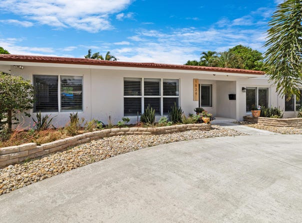 1834 NE 34th Street, Oakland Park, FL 33306