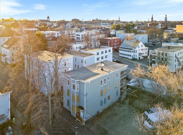 16 Piersons Lane, Biddeford, ME 04005