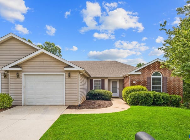 114 MEADOW GREEN CT, AMHERST, VA 24521
