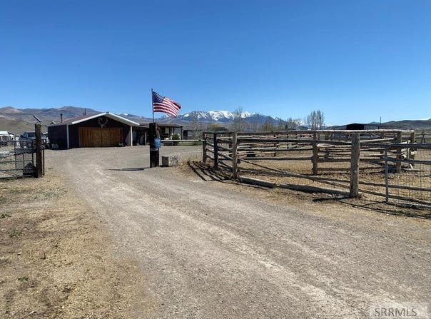 609 Bluebird Lane, Challis, ID 83226