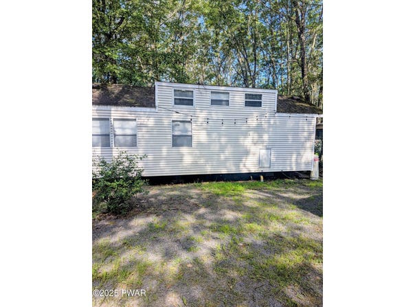 112 Aztec Drive, Shohola, PA 18458