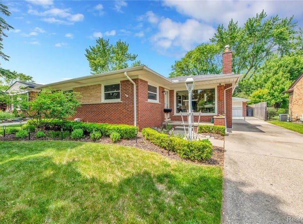 4006 Highfield Road, RoyalOakCity_Oakland, MI 48073