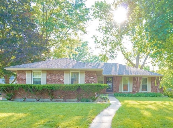 1109 SW 14th St. Terrace, Blue Springs, MO 64015