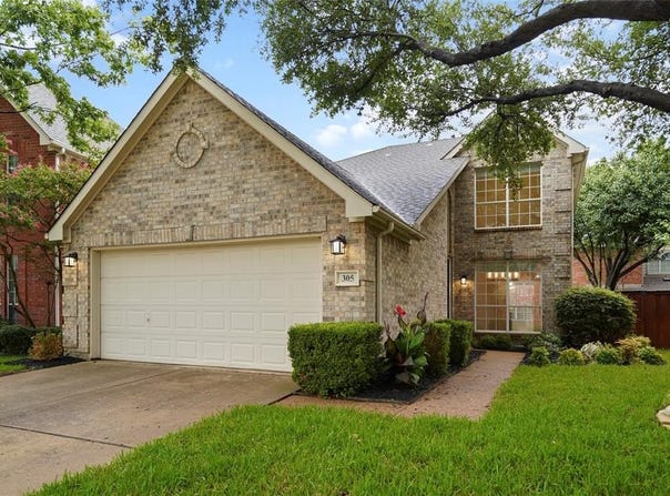 305 Waterside Drive, Irving, TX 75063