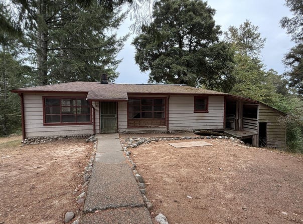 9819 Dyerville Loop Road, Myers Flat, CA 95554