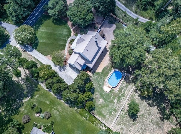 524 Sweetwater Creek Drive, Canton, GA 30114