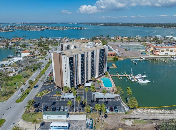 10355 PARADISE BOULEVARD, TREASURE ISLAND, FL 33706