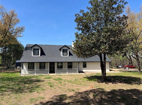 469 Sheppard  RD, Rogers, AR 72756