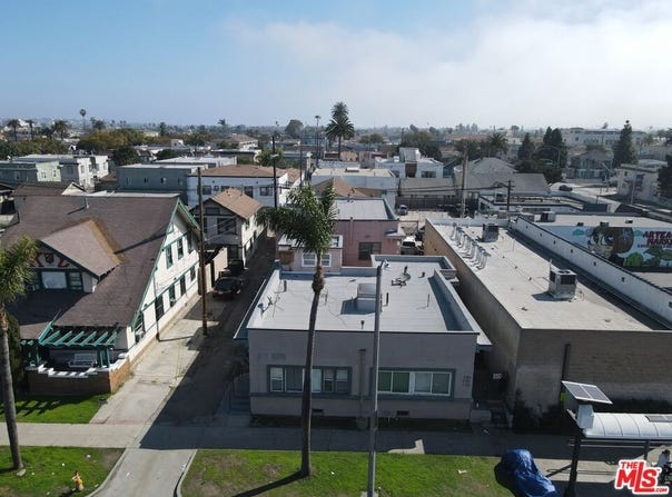 712 Atlantic Ave, Long Beach, CA 90813