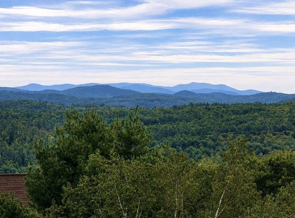 11 Rocky Point Road, Plymouth, NH 03264