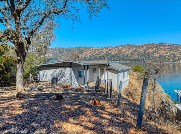 10560 North, Clearlake, CA 95422