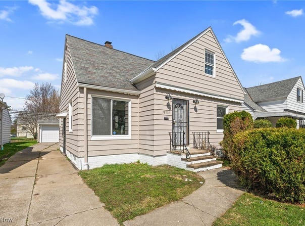 18113 Mapleboro Avenue, Maple Heights, OH 44137