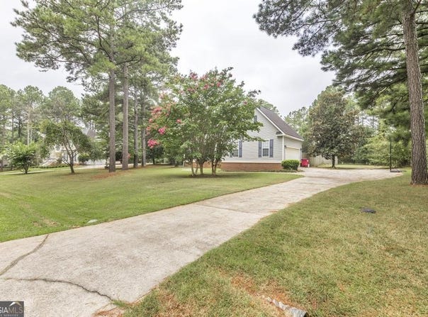 151 Bateman, Gray, GA 31032