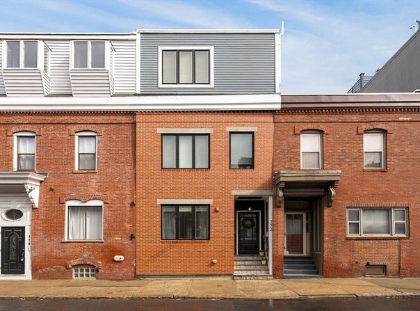 772 E 6th St, Boston, MA 02127