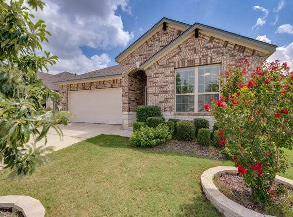 620 Carly Ann LN, Leander, TX 78641