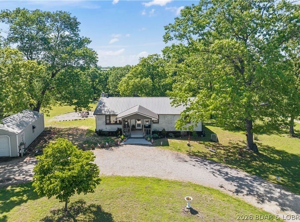 59 Oak Hill Road, Eldon, MO 65026